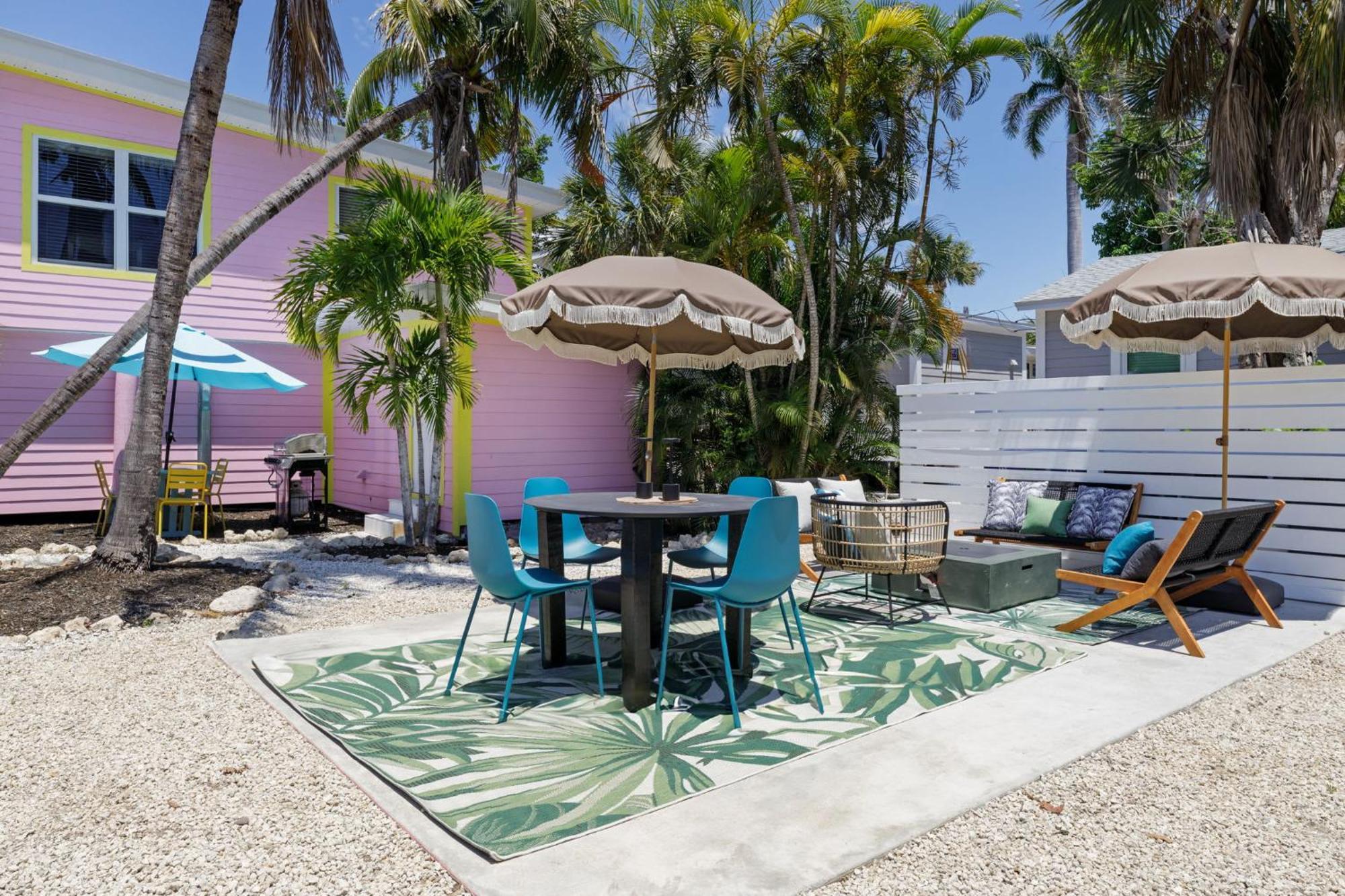 Apartment Charming With Balcony And Bikes In Historic Sandpiper *